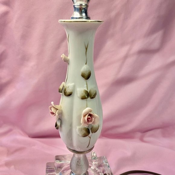 Vintage Bedside Lamp White Porcelain Pink roses Square Glass Base Shabby Cottage - Picture 1 of 9